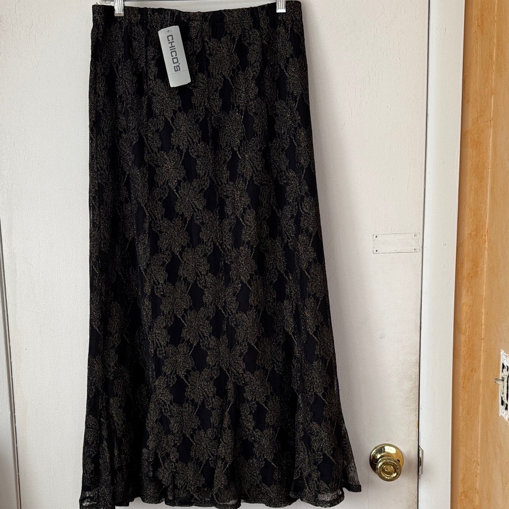 Chico's Elegant Women’s Black and Gold Floral Design Maxi Skirt.